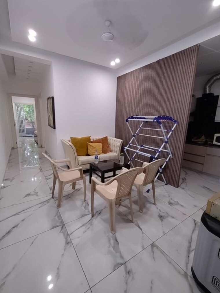 Team Area, sas-tower 2 Bedroom 1250 Sq.Ft. Builder Floor In Sector 38 Gurgaon 10538359
