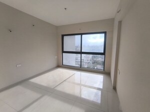 Room in 4 BHK Apartment at Austin One, Pimple Saudagar – for Rent