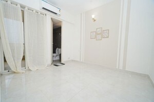 Room in 3 BHK Apartment at Mapsko Royale Ville, Sector 82 – for Sale