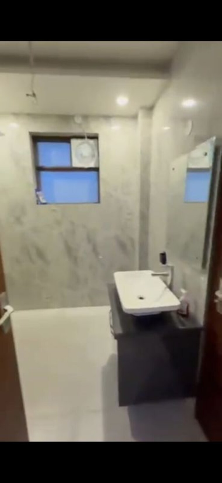 Bathroom, friends colony 4 Bedroom 3150 Sq.Ft. Builder Floor In Friends Colony Faridabad 10538398