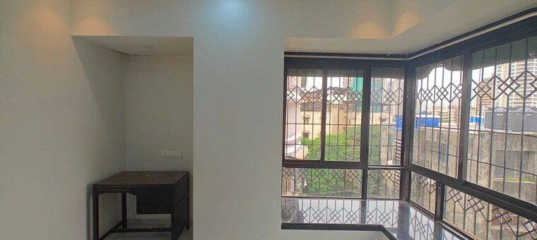 Room, dadar east 1 Bedroom 530 Sq.Ft. Apartment In Dadar East Mumbai 10538402