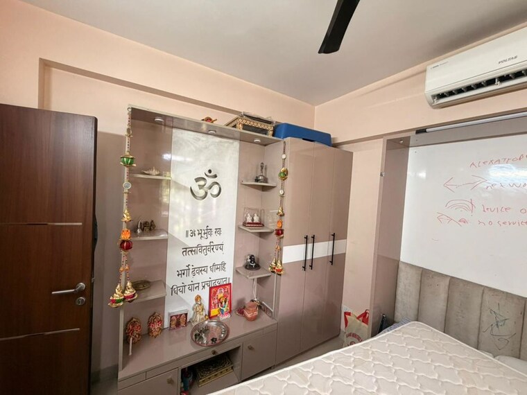 Team Area, ss-mayfield-gardens 3 Bedroom 1850 Sq.Ft. Builder Floor In Sector 51 Gurgaon 10538417