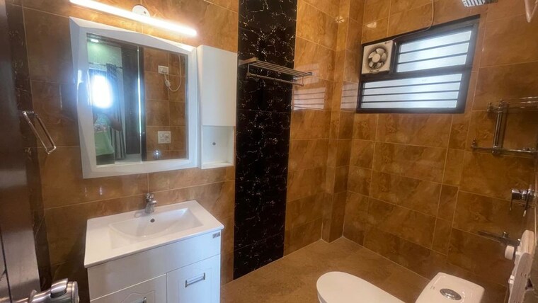 undefined, dwarka-complex 4 Bedroom 3150 Sq.Ft. Builder Floor In Sector 16 Faridabad 10538432