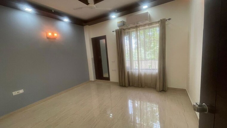 Room, dwarka-complex 4 Bedroom 3150 Sq.Ft. Builder Floor In Sector 16 Faridabad 10538432