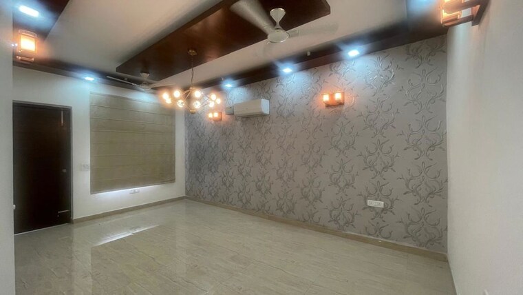 undefined, dwarka-complex 4 Bedroom 3150 Sq.Ft. Builder Floor In Sector 16 Faridabad 10538432