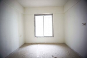 Room in 3 BHK Apartment at Silver Gardenia, Moshi – for Sale