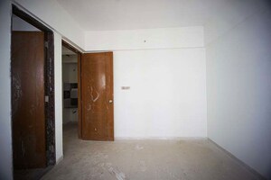Room in 3 BHK Apartment at Silver Gardenia, Moshi – for Sale