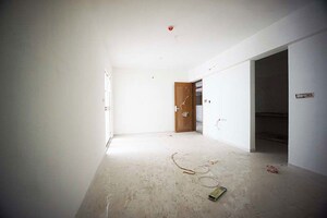 Room in 3 BHK Apartment at Silver Gardenia, Moshi – for Sale