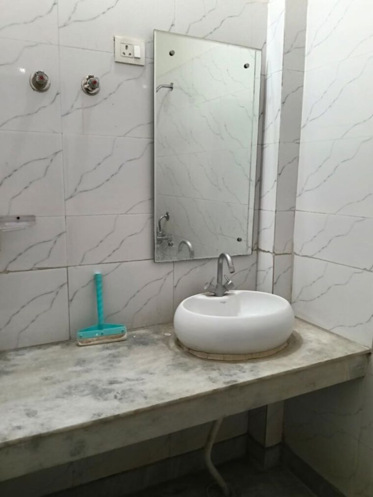 Bathroom, baba-delta-square-1 2 Bedroom 600 Sq.Ft. Independent House In Delta I Greater Noida Greater Noida 10538447