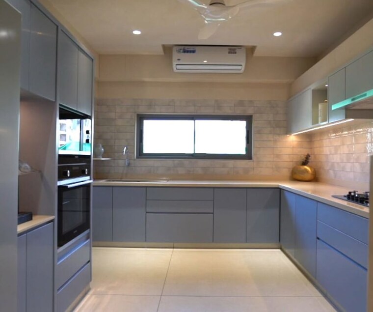 Kitchen, samasta 4 Bedroom 2430 Sq.Ft. Apartment In Vasna Bhayli Road Vadodara 10441146