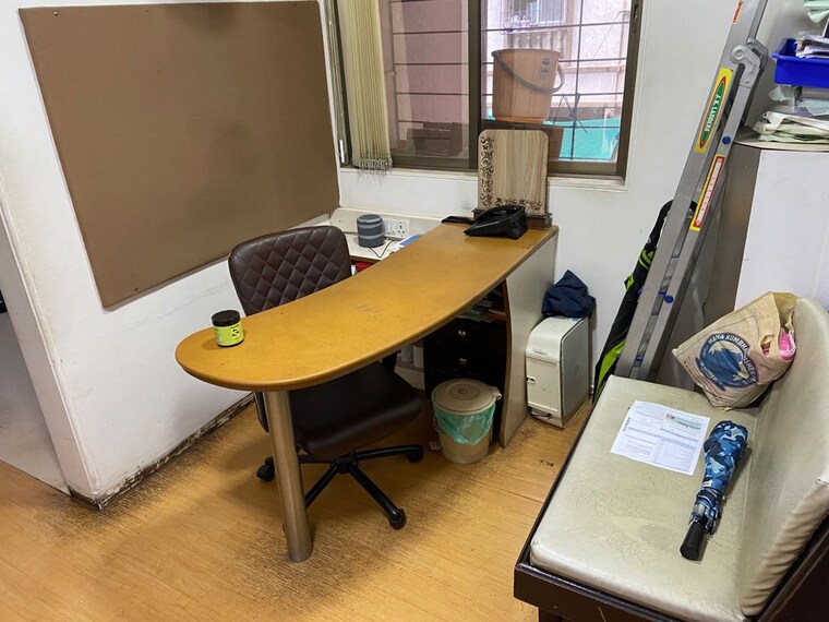 Team Area, dadar east Commercial Office Space 550 Sq.Ft. In Dadar East Mumbai 10538486