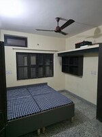 1 Rk  550 Sq.Ft. Independent House in Badshahpur