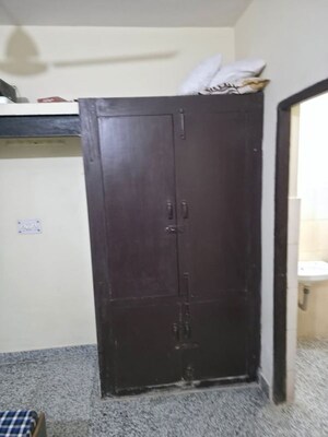 Furnished Amenities in 1 RK Independent House at Badshahpur – for Rent