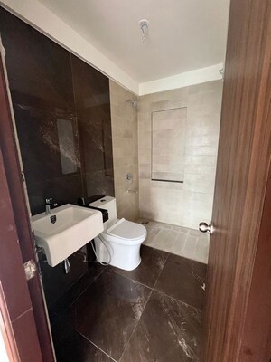 Bathroom in 3.5 BHK Apartment at Indiabulls One Indiabulls, Pokhran Road No Two – for Rent