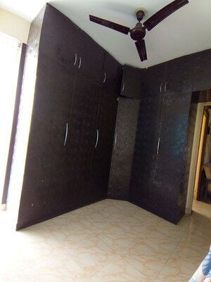 Furnished Amenities in 2 BHK Apartment at Adore Happy Homes, Sector 86 – for Rent