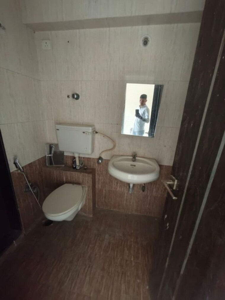 Bathroom, chaurang-heights-cbd-belapur 2 Bedroom 1150 Sq.Ft. Apartment In Kharghar Sector 13 Navi Mumbai 10538555