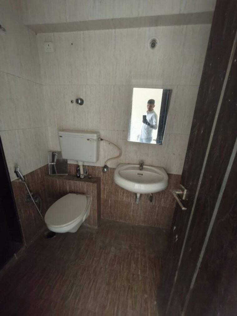 Bathroom, chaurang-heights-cbd-belapur 2 Bedroom 1150 Sq.Ft. Apartment In Kharghar Sector 13 Navi Mumbai 10538555