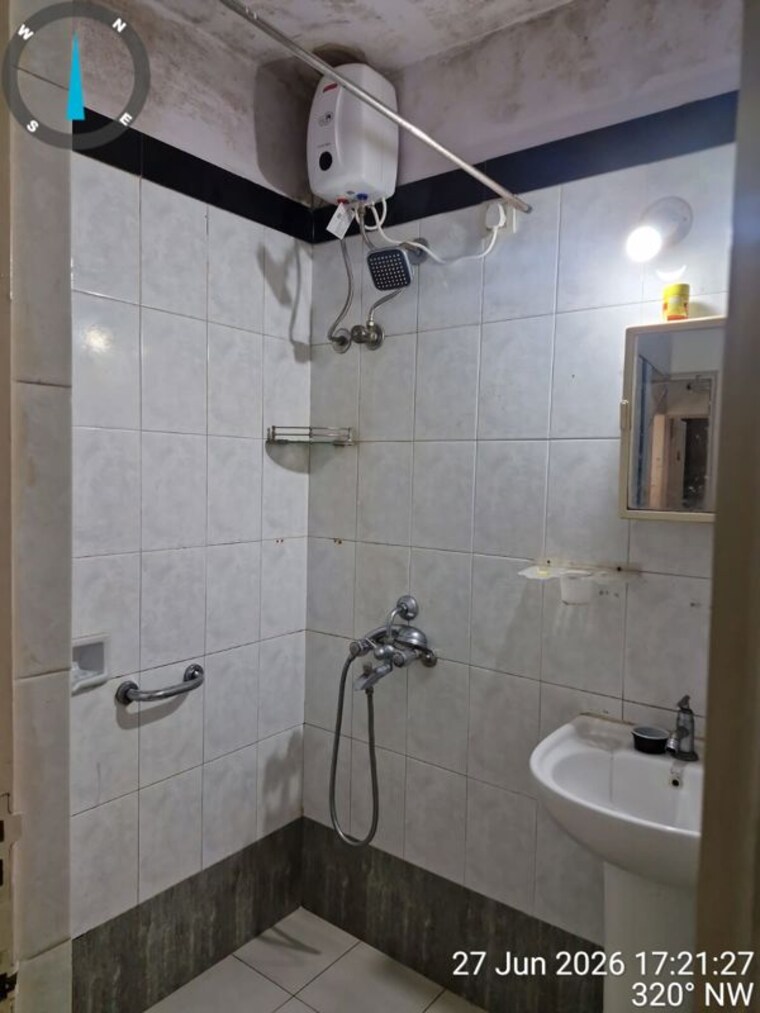 Bathroom, vrindavan-chs-malad 2 Bedroom 900 Sq.Ft. Apartment In Malad East Mumbai 10538554