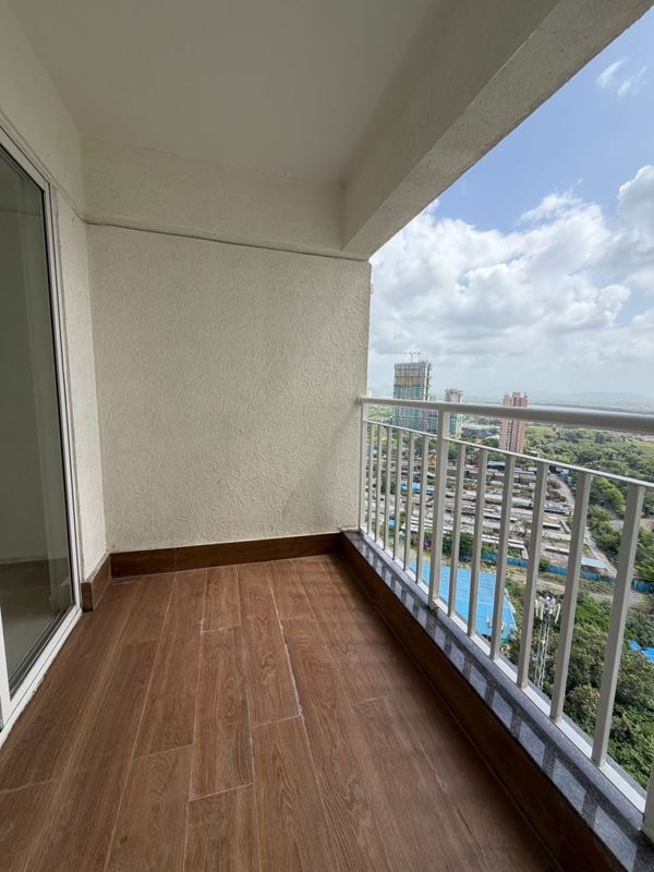 2 BHK 600 Sq.Ft. Apartment in Lodha Amara