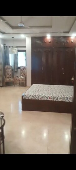 4 BHK + Prayer Room,Servant Room Builder Floor For Rent in East Of Kailash