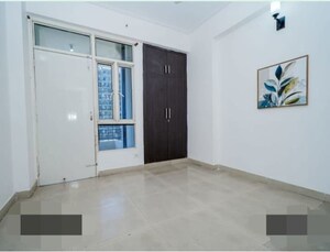 Room in 3 BHK Apartment at Supertech Livingston, Sain Vihar – for Sale