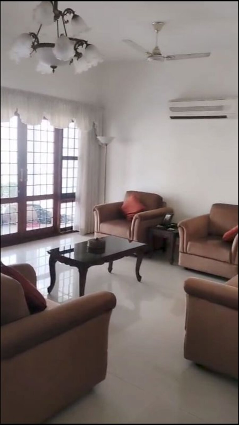 Living Room, patturaickal 4 Bedroom 4000 Sq.Ft. Independent House In Patturaickal Thrissur 10538618
