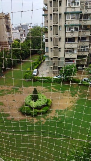 Balcony in 3 BHK Builder Floor at Palam Vihar Residents Association, Palam Vihar – for Rent