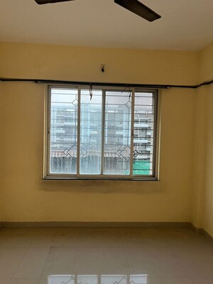 Room in 1 BHK Apartment at Palladium Homes, Dhanori – for Rent