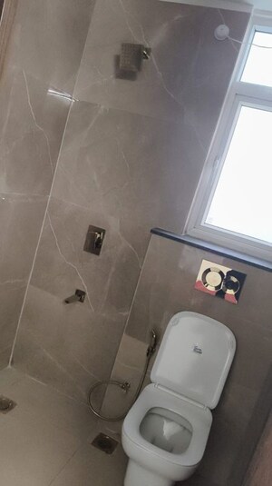 Bathroom in 3.5 BHK Apartment at Smart World Orchard, Sector 61 – for Rent