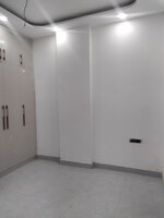 3 BHK + Extra Room 120 Sq.Yd. Builder Floor in Amolik Residency