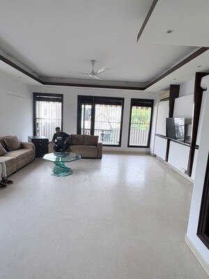 4 BHK Builder Floor For Rent in Pamposh Enclave