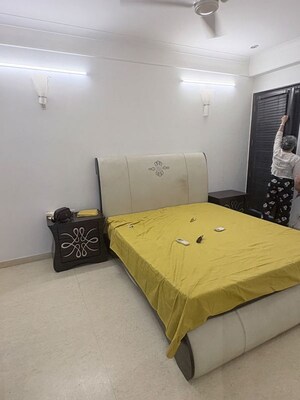 Bedroom in 4 BHK Builder Floor at Pamposh Enclave – for Rent