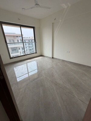 Room in 3 BHK Apartment at Hubtown Seasons, Chembur – for Rent