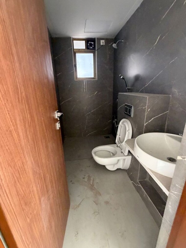 Bathroom, hubtown-seasons 3 Bedroom 1300 Sq.Ft. Apartment In Chembur Mumbai 10538659