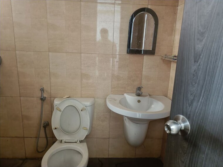Bathroom, indu-fortune-fields-villas 3 Bedroom 1800 Sq.Ft. Apartment In Kukatpally Hyderabad 10538589