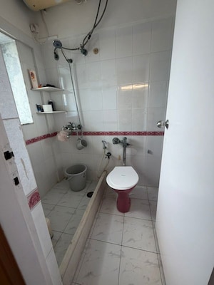Bathroom in 4 BHK Apartment at Shishira Apartment, Andheri West – for Rent