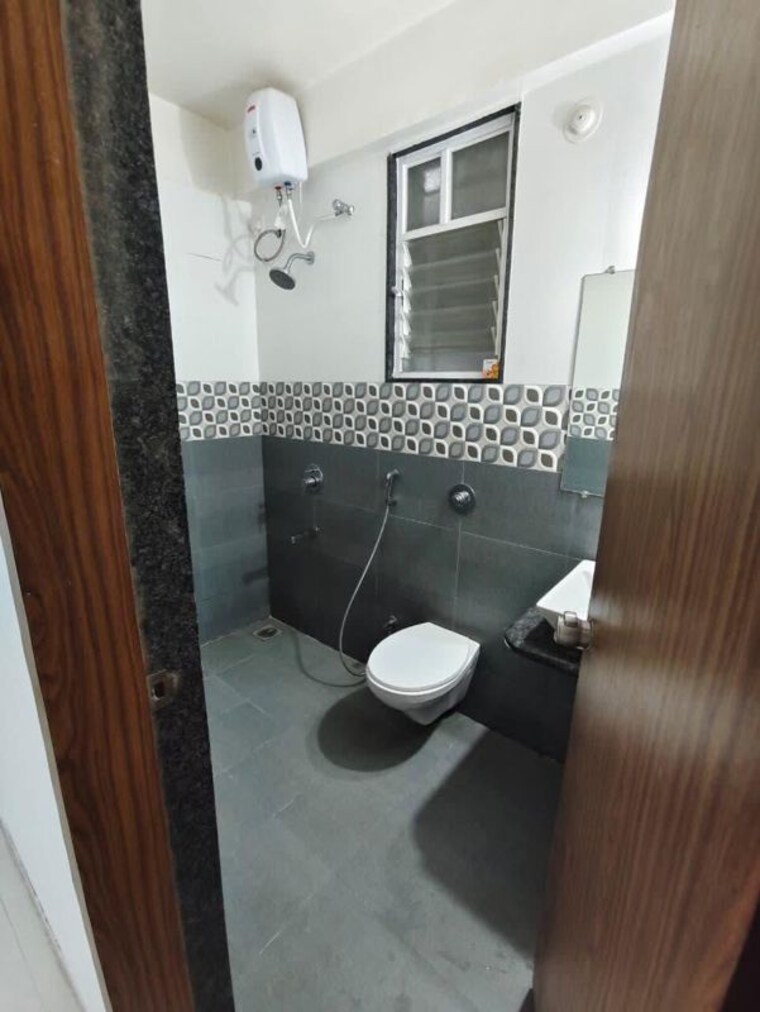 Bathroom, mantra-alkasa 2 Bedroom 980 Sq.Ft. Apartment In Mohammadwadi Pune 10538688