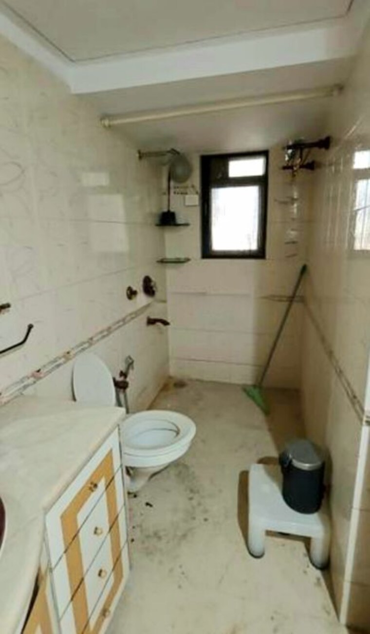 Bathroom, kalinga-apartment 2 Bedroom 810 Sq.Ft. Apartment In Mulund West Mumbai 10538677