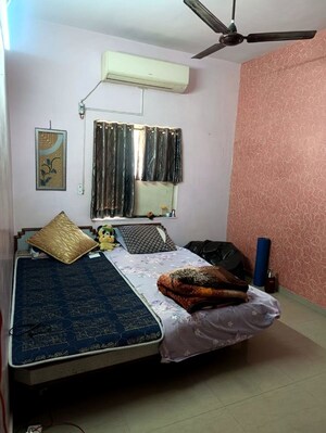 Bedroom in 2 BHK Apartment at Shagun Castle, Satellite – for Rent