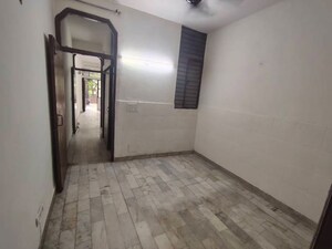 Room in 2 BHK Builder Floor at Malviya Nagar – for Rent