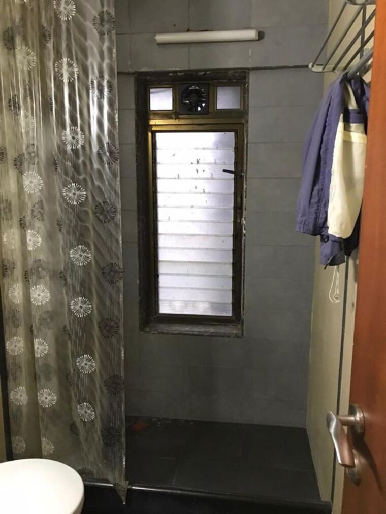 Bathroom, santvani-tower 4 Bedroom 1500 Sq.Ft. Apartment In Borivali West Mumbai 10538730