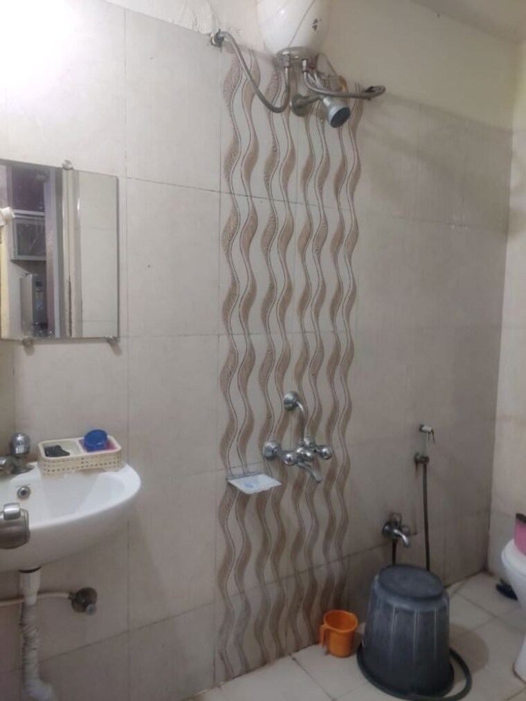 Bathroom, gurukrupa-astter 2 Bedroom 1100 Sq.Ft. Apartment In Wadgaon Sheri Pune 10538753