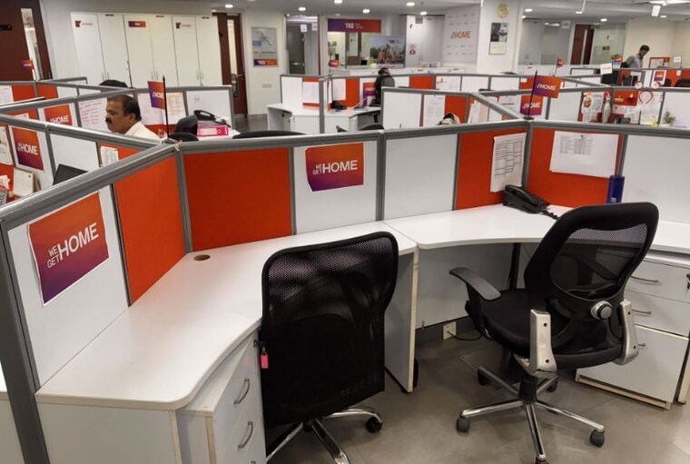 Team Area, classic-pentagon Commercial Office Space 2167 Sq.Ft. In Chakala Mumbai 10538764