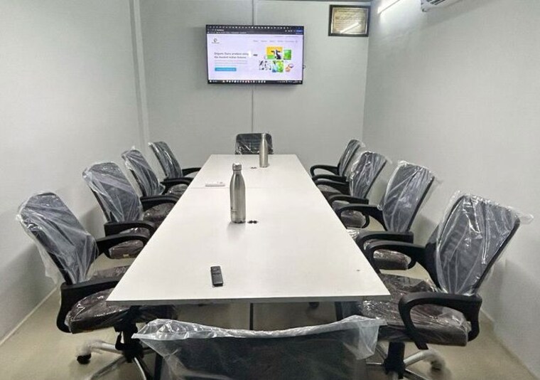 Team Area, classic-pentagon Commercial Office Space 2167 Sq.Ft. In Chakala Mumbai 10538764