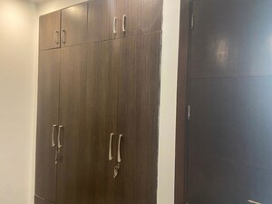 Furnished Amenities in 3 BHK Builder Floor at Alphacorp Gurgaon One 22, Sector 22 – for Rent