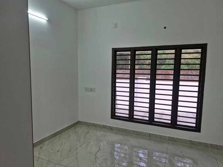 Room, mannuthy 5 Bedroom 2100 Sq.Ft. Independent House In Mannuthy Thrissur 10538780