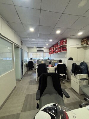 Team Area in  Office Space at Raheja Center, Nariman Point – for Sale