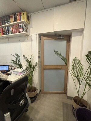 Team Area in  Office Space at Raheja Center, Nariman Point – for Sale