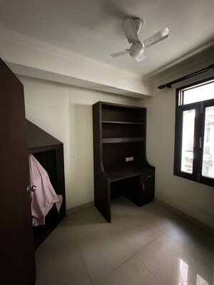 Parking in 3 BHK Builder Floor at Alphacorp Gurgaon One 22, Sector 22 – for Rent