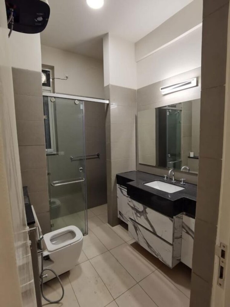 Bathroom, ireo-victory-valley 4 Bedroom 3200 Sq.Ft. Apartment In Sector 67 Gurgaon 10538843